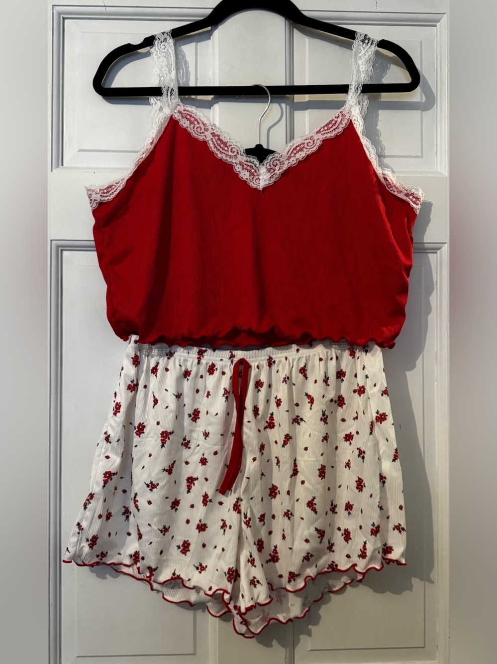 Red Lace-Trim Floral Two-Piece Lounge Set